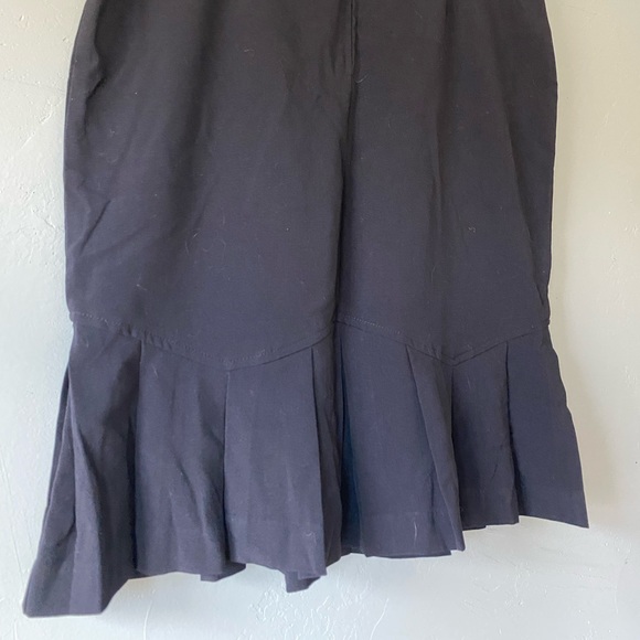 A. Byer Pencil skirt, with ruffle hem, black, Size 11 - Picture 6 of 14